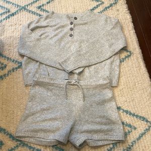 American Eagle Sweater+Shorts Set